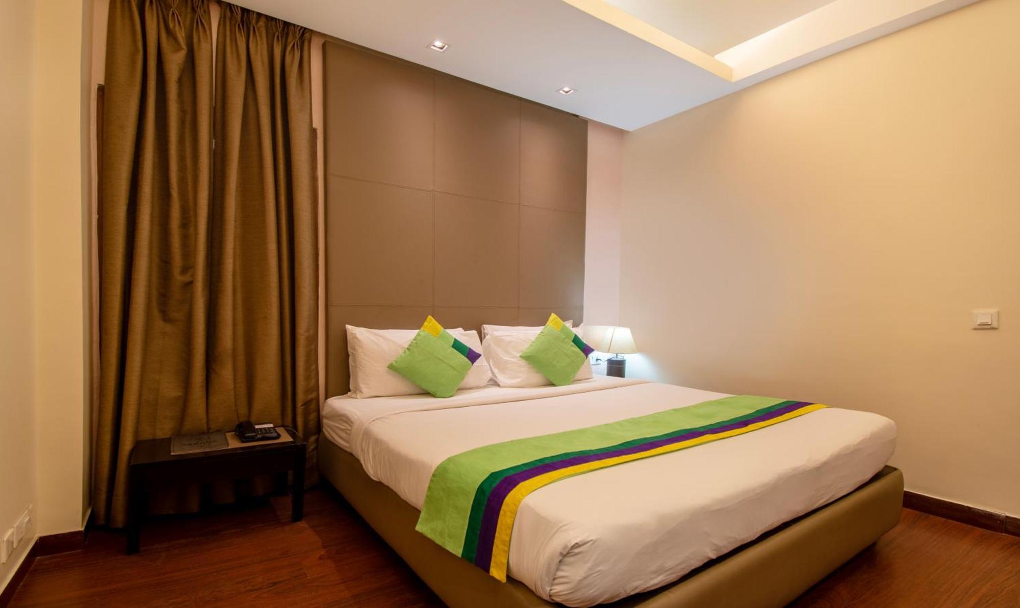 FabHotel Cabana - Fully Vaccinated Staff Nuova Delhi Esterno foto