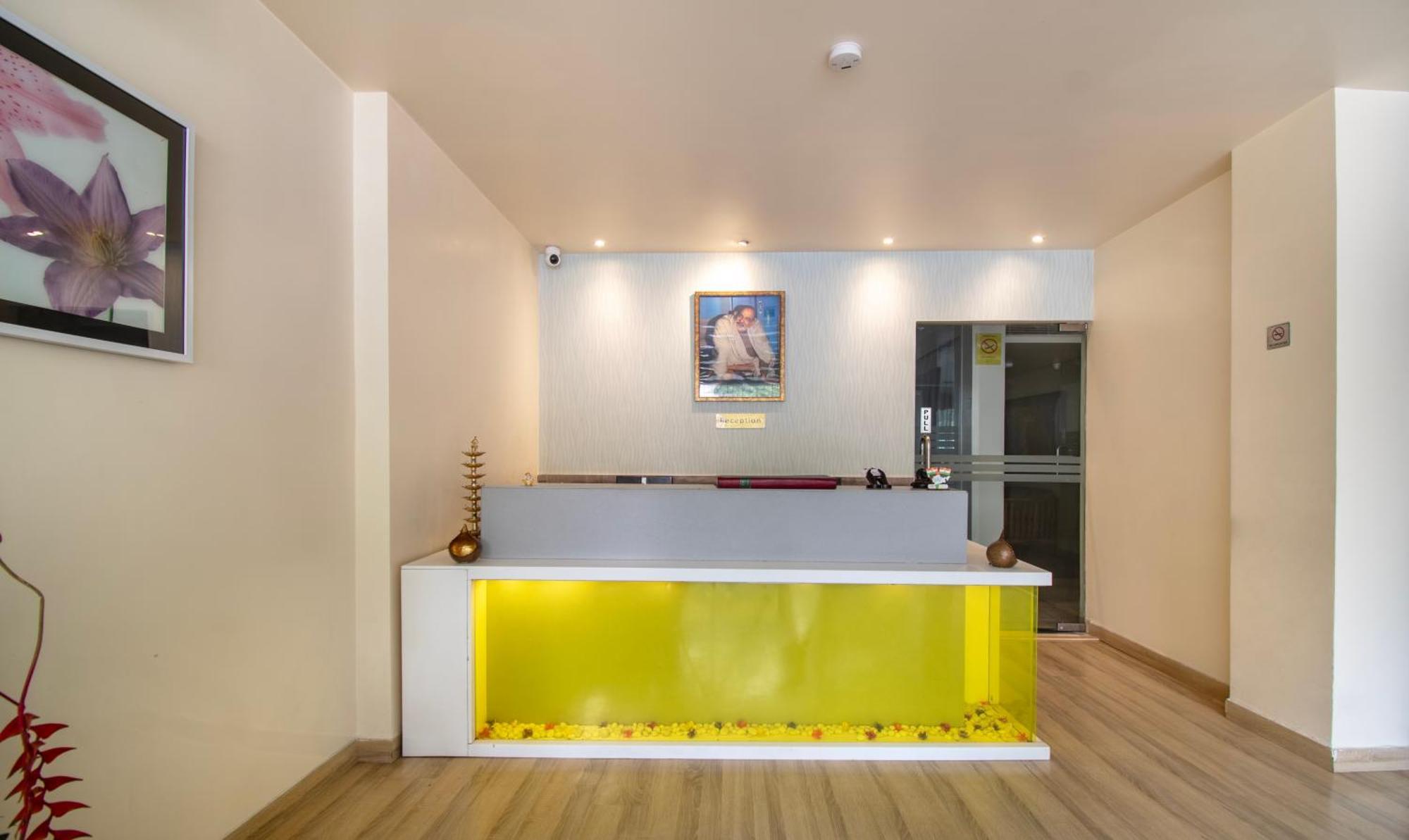FabHotel Cabana - Fully Vaccinated Staff Nuova Delhi Esterno foto