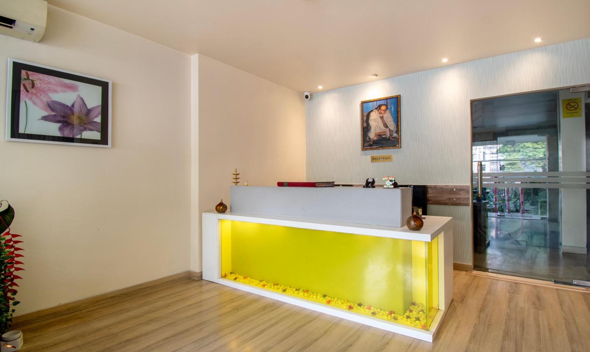 FabHotel Cabana - Fully Vaccinated Staff Nuova Delhi Esterno foto
